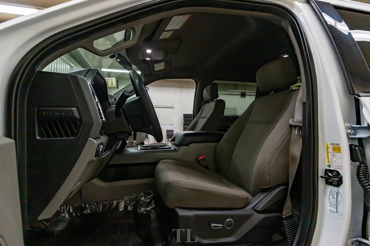 2018 Ford F-350 4x4 Crew Cab XLT FX4 Dually Diesel Nav BCam Red Deer AB