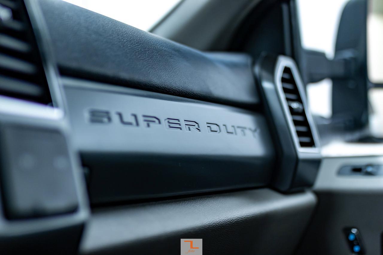 2018 Ford F-350 4x4 Crew Cab XLT FX4 Longbox Diesel BCam Red Deer AB