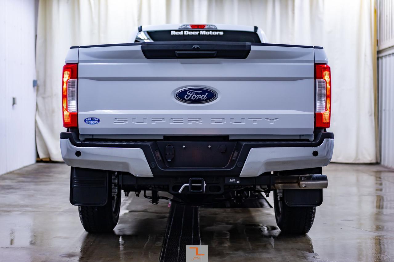 2018 Ford F-350 4x4 Crew Cab XLT FX4 Longbox Diesel BCam Red Deer AB