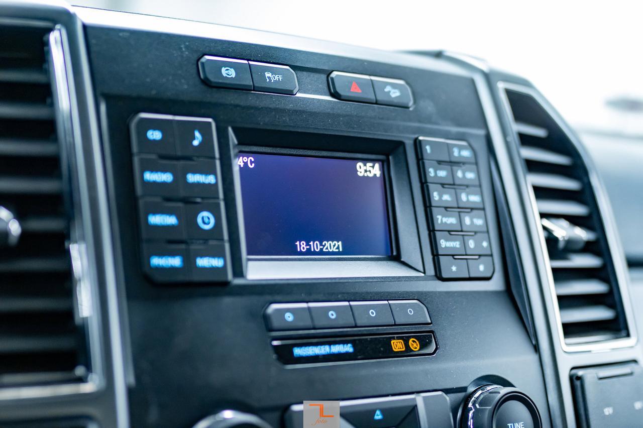 2018 Ford F-350 4x4 Crew Cab XLT FX4 Longbox Diesel BCam Red Deer AB