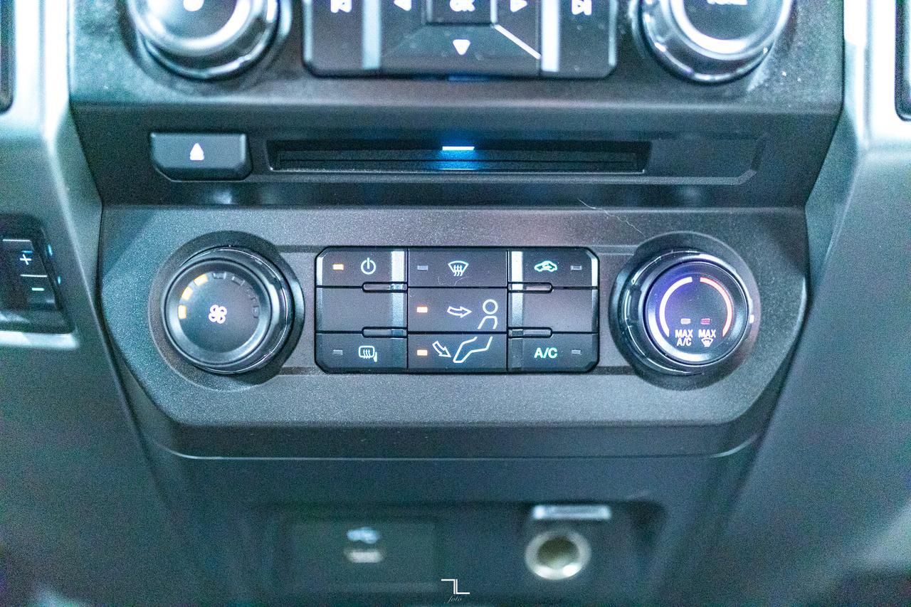 2018 Ford F-350 4x4 Crew Cab XLT FX4 Longbox PSeat BCam Red Deer AB