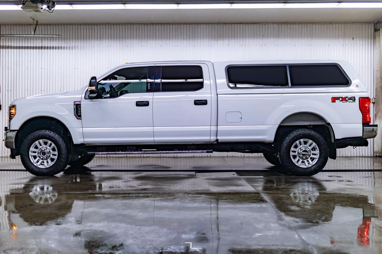 2018 Ford F-350 4x4 Crew Cab XLT FX4 Longbox PSeat BCam Red Deer AB