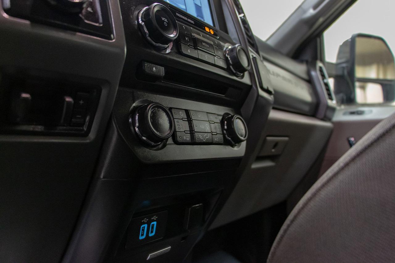 2018 Ford F-350 4x4 Crew Cab XLT FX4 Red Deer AB