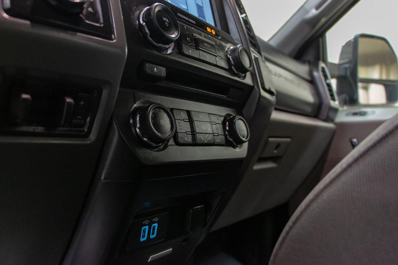 2018 Ford F-350 4x4 Crew Cab XLT FX4 Red Deer AB