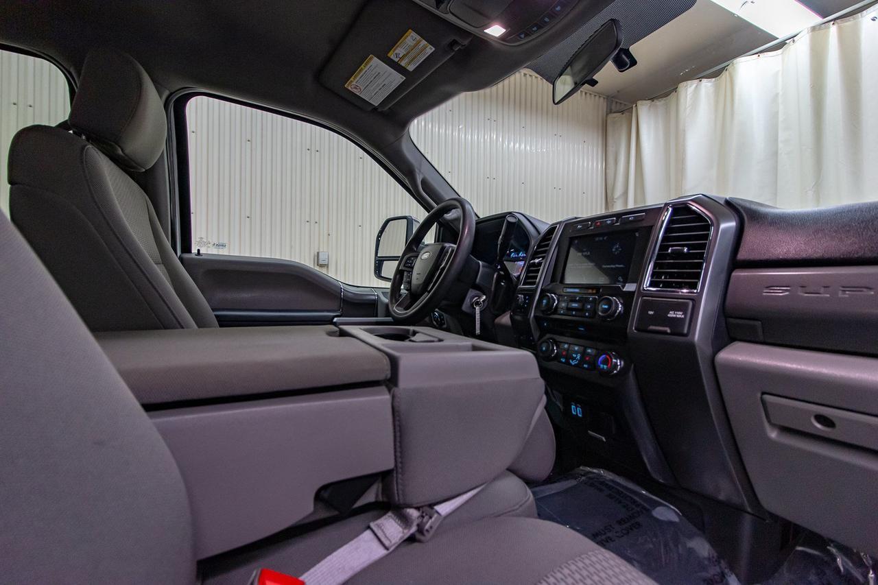 2018 Ford F-350 4x4 Crew Cab XLT FX4 Red Deer AB