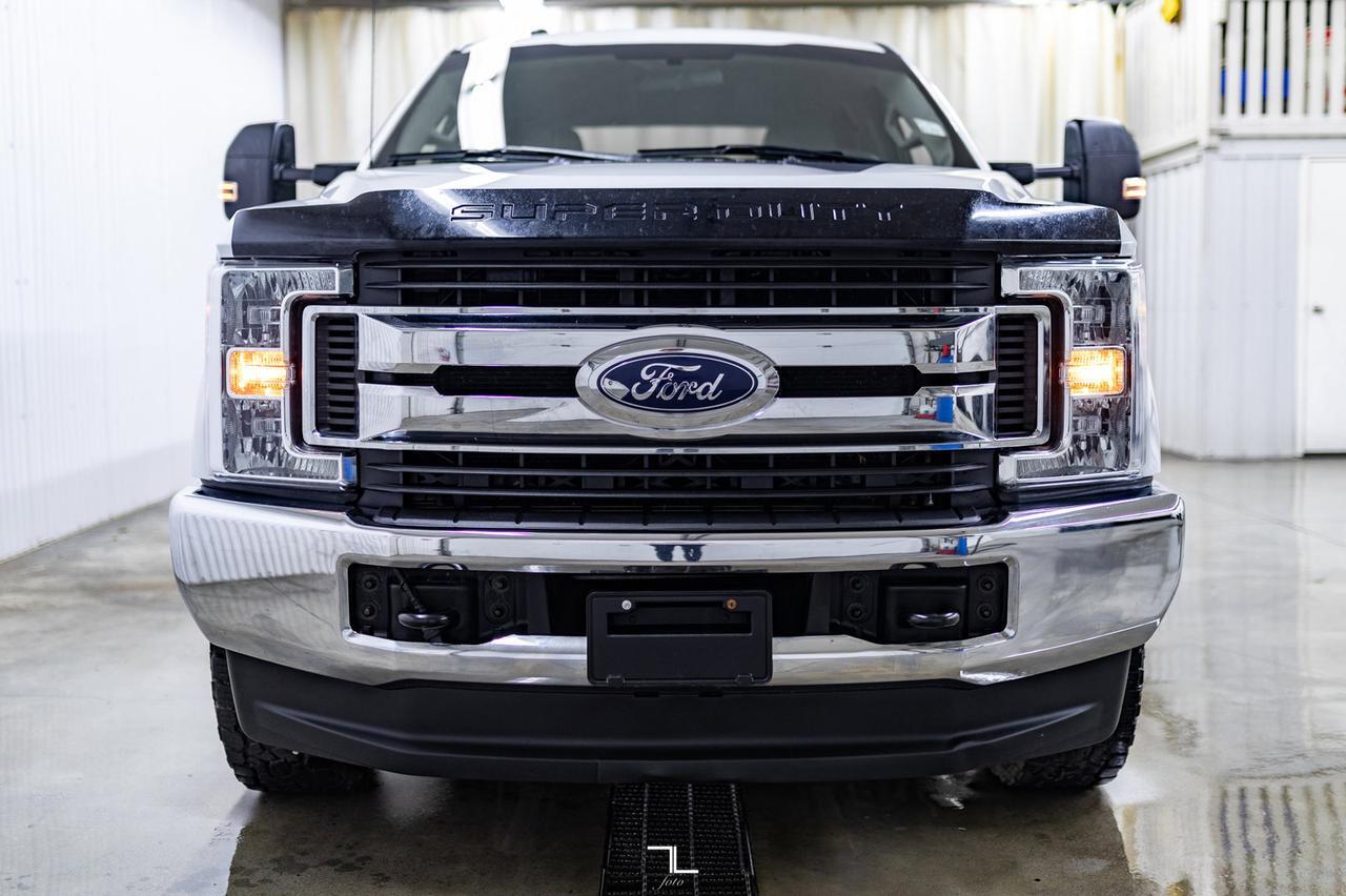 2018 Ford F-350 4x4 Crew Cab XLT Longbox Diesel BCam Red Deer AB