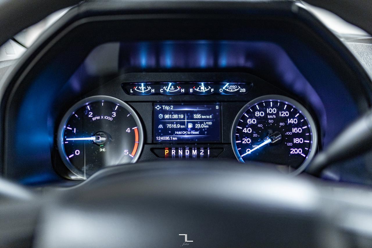 2018 Ford F-350 4x4 Crew Cab XLT Longbox Diesel BCam Red Deer AB