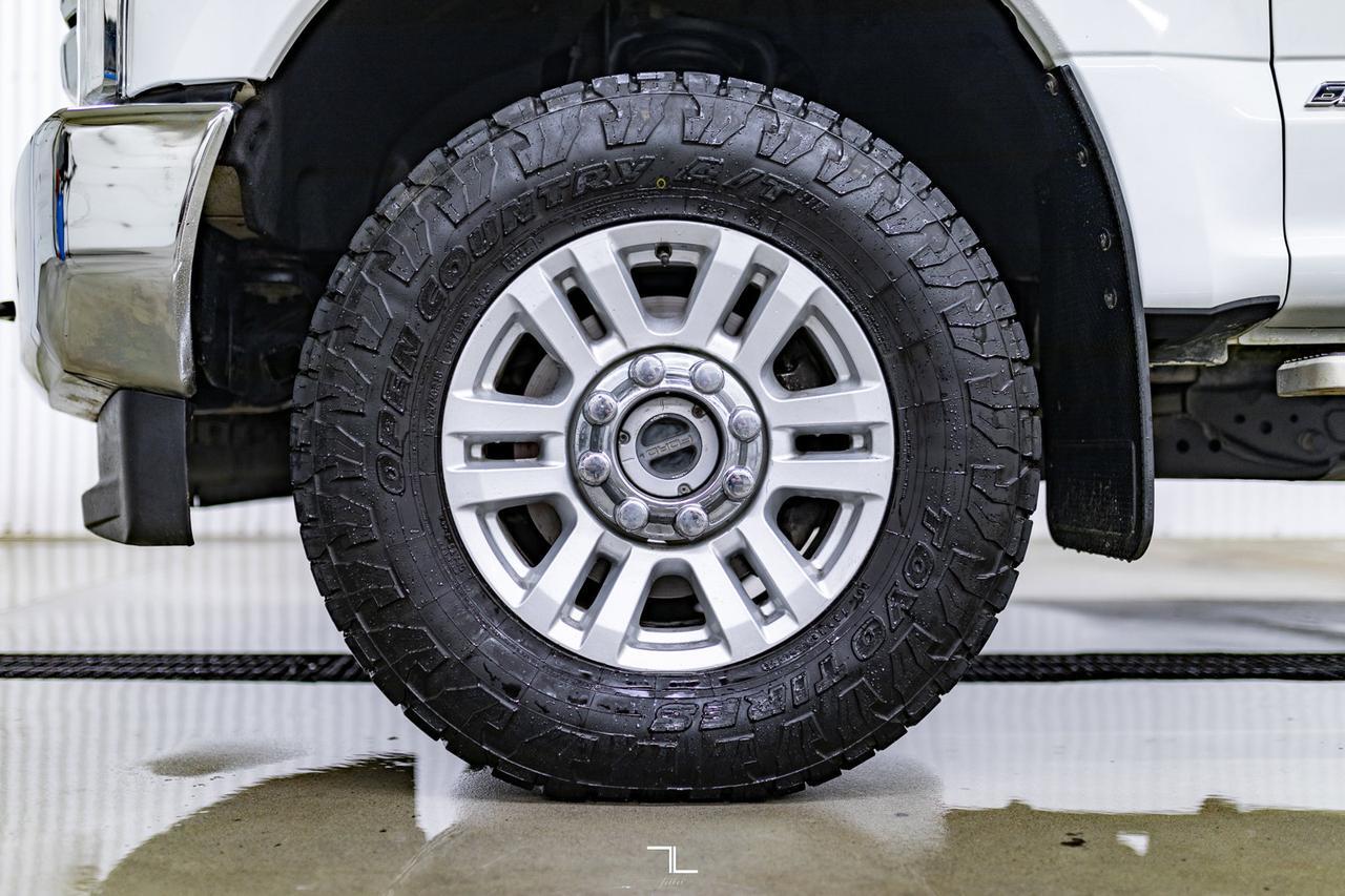 2018 Ford F-350 4x4 Crew Cab XLT Longbox Diesel BCam Red Deer AB