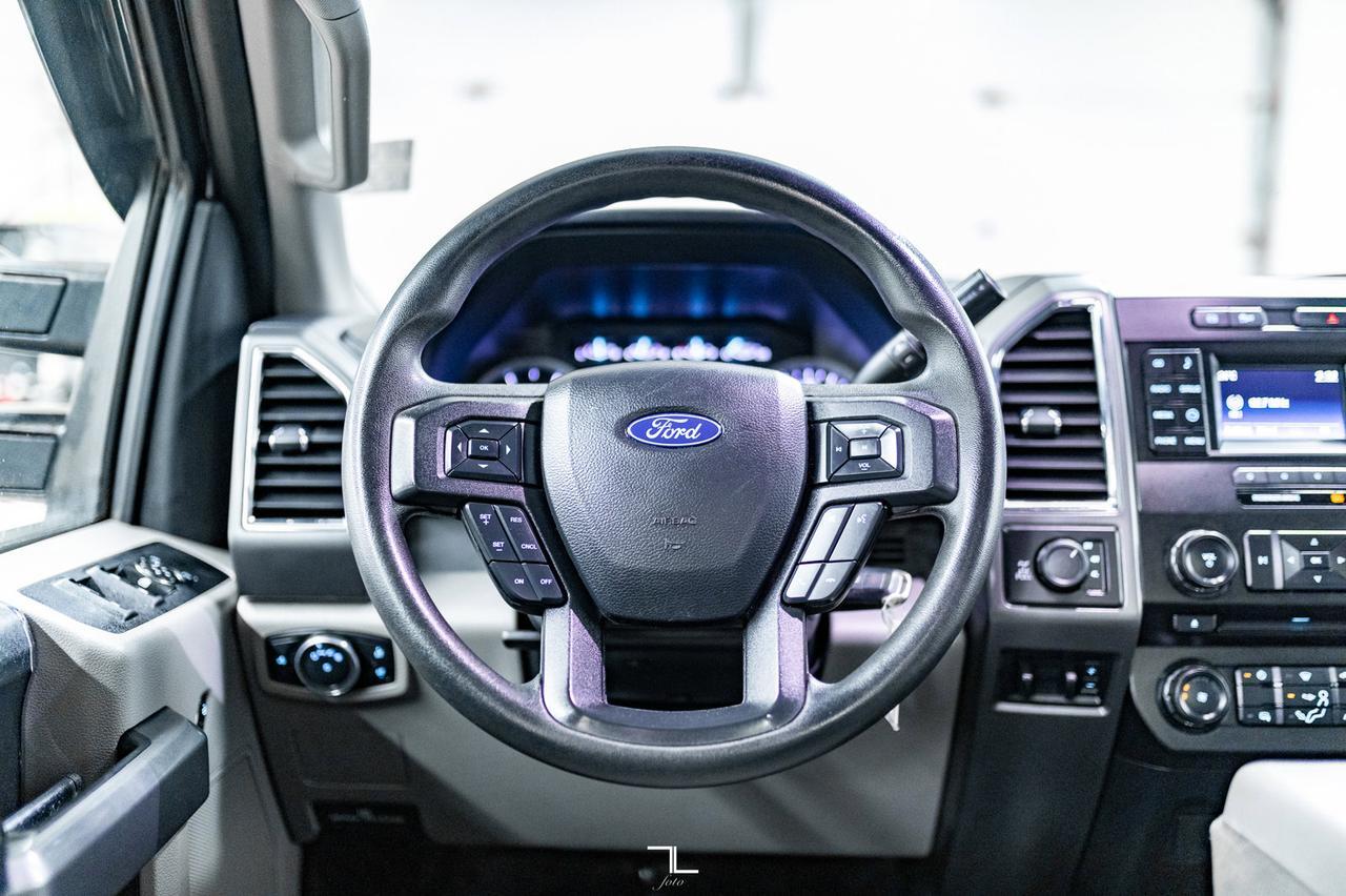 2018 Ford F-350 4x4 Crew Cab XLT Longbox Diesel BCam Red Deer AB