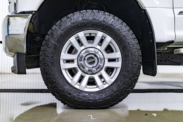 2018 Ford F-350 4x4 Crew Cab XLT Longbox Diesel BCam Red Deer AB