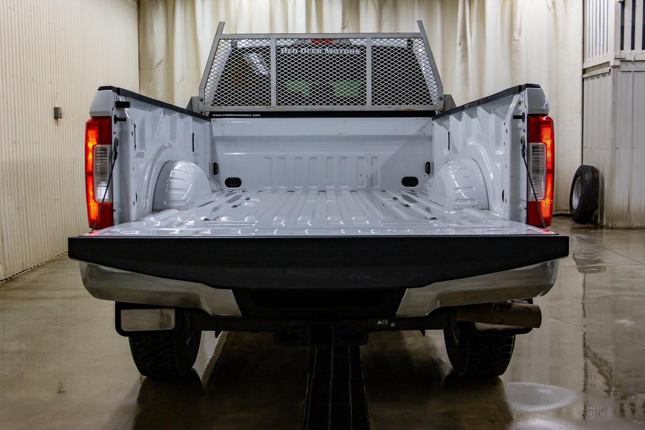 2018 Ford F-350 4x4 Crew Cab XLT Longbox Diesel Red Deer AB