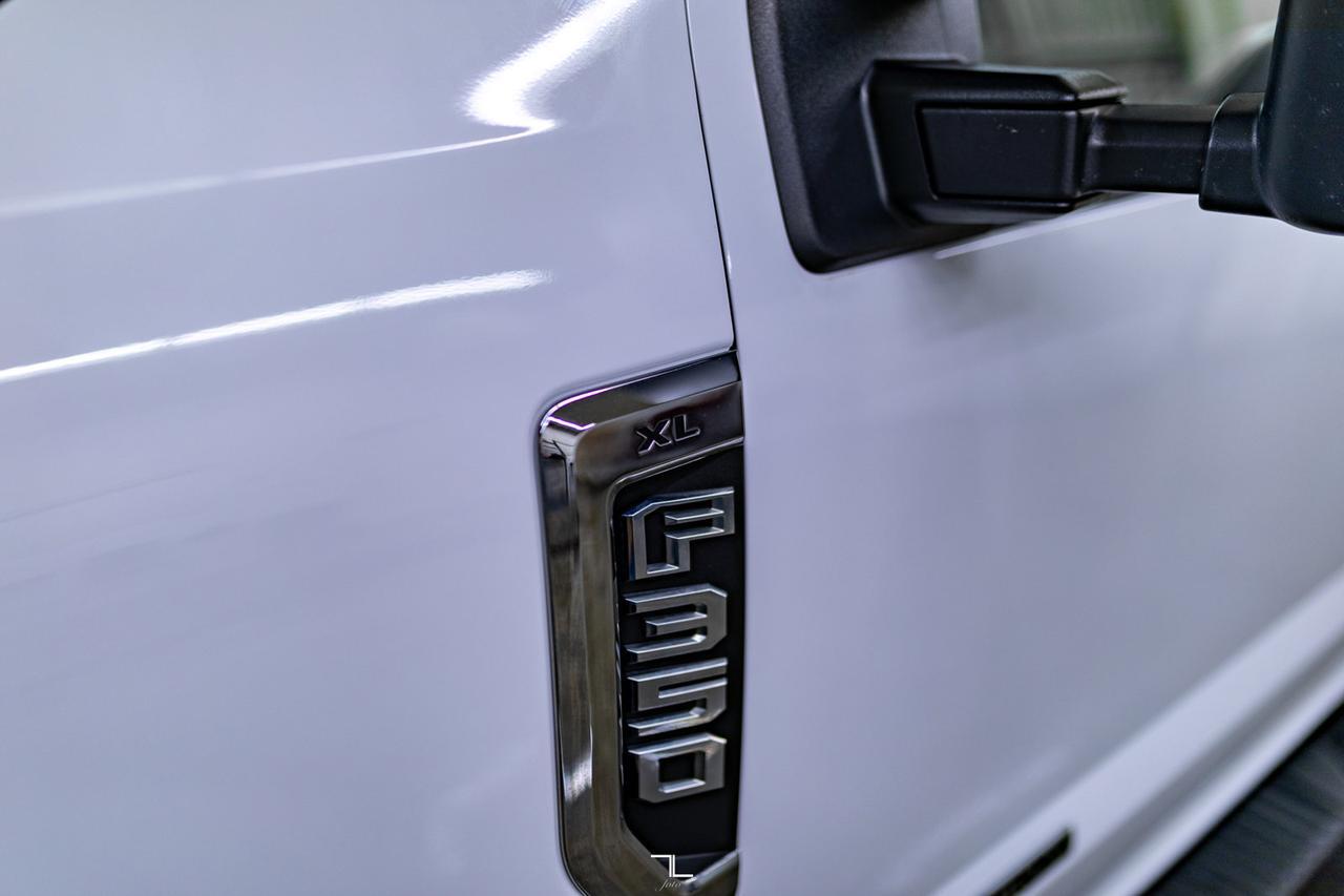 2018 Ford F-350 4x4 Reg Cab XL Longbox Diesel Red Deer AB