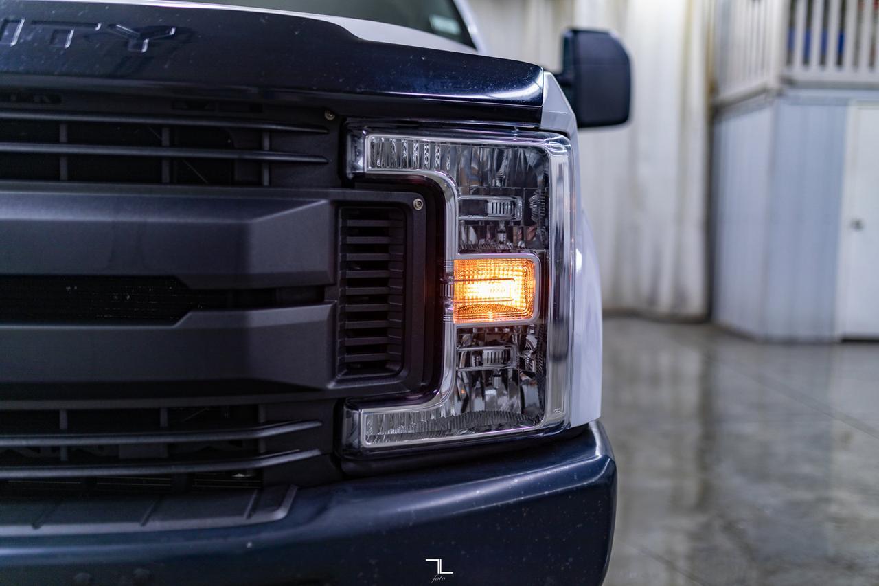 2018 Ford F-350 4x4 Reg Cab XL Longbox Diesel Red Deer AB