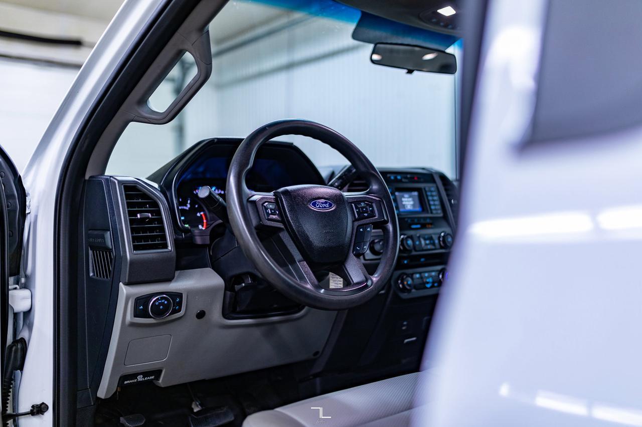 2018 Ford F-350 4x4 Reg Cab XL Longbox Diesel Red Deer AB