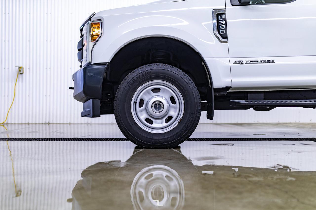 2018 Ford F-350 4x4 Reg Cab XL Longbox Diesel Red Deer AB
