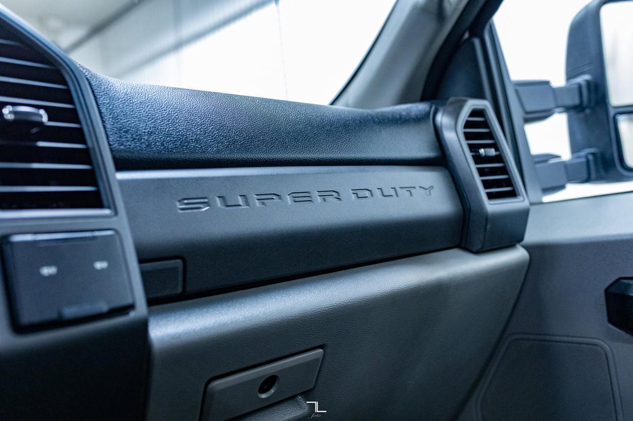 2018 Ford F-350 4x4 Reg Cab XL Longbox Diesel Red Deer AB