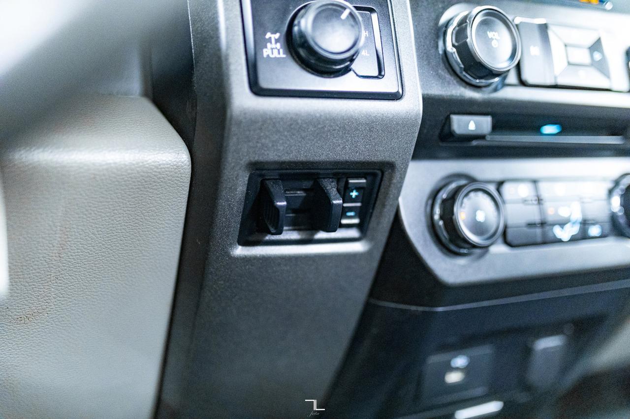 2018 Ford F-350 4x4 Reg Cab XL Longbox Diesel Red Deer AB