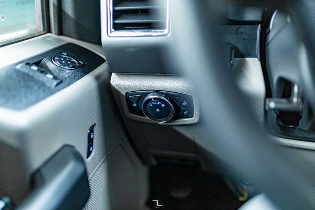 2018 Ford F-350 4x4 Reg Cab XLT Dually Deck Diesel Red Deer AB