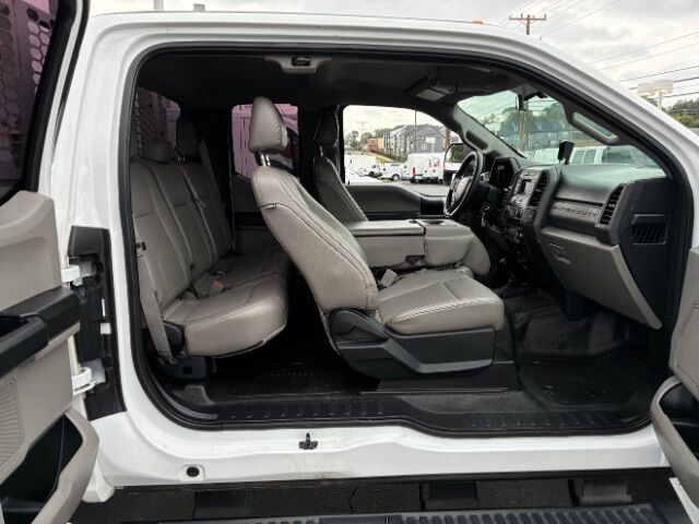 2018 Ford F-350 Chassis XL Extended Cab w/Rear Doors DRW Dallas NC