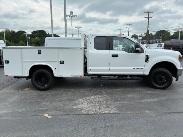 2018 Ford F-350 Chassis XL Extended Cab w/Rear Doors DRW Dallas NC
