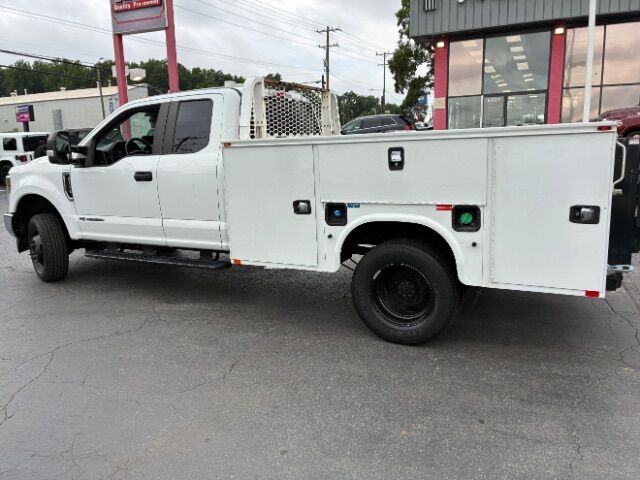 2018 Ford F-350 Chassis XL Extended Cab w/Rear Doors DRW Dallas NC
