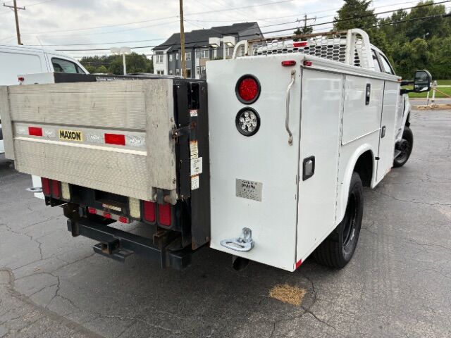 2018 Ford F-350 Chassis XL Extended Cab w/Rear Doors DRW