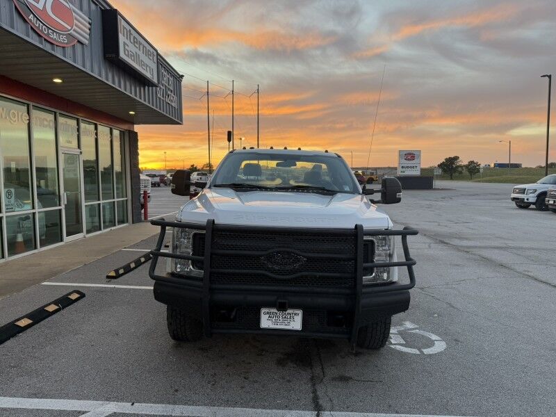 2018 Ford F-350 DRW 4x4 Diesel Utility XL Collinsville OK