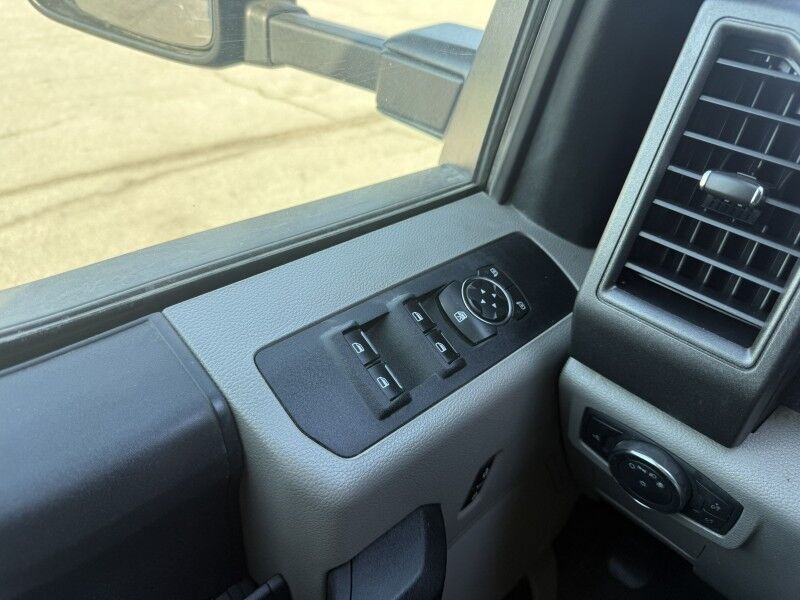 2018 Ford F-350 DRW 4x4 Utility w/ 3203 Auto Crane XL Collinsville OK