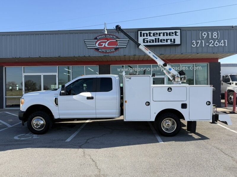 2018 Ford F-350 DRW 4x4 Utility w/ 3203 Auto Crane XL Collinsville OK