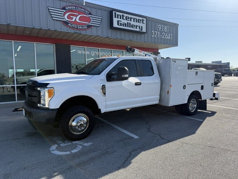 2018 Ford F-350 DRW 4x4 Utility w/ 3203 Auto Crane XL Collinsville OK