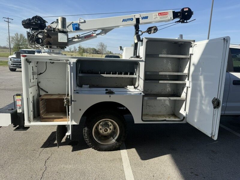 2018 Ford F-350 DRW 4x4 Utility w/ 3203 Auto Crane XL Collinsville OK