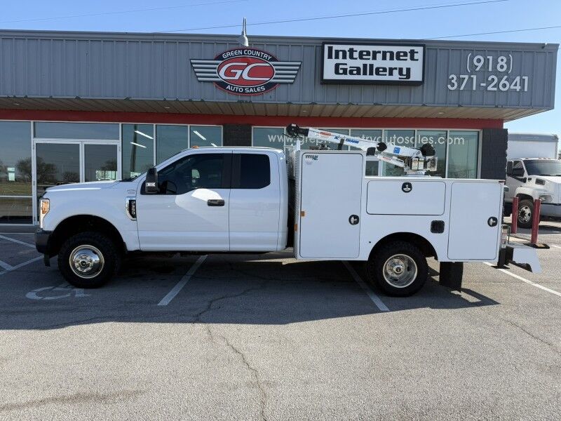 2018 Ford F-350 DRW 4x4 Utility w/ 3203 Auto Crane XL Collinsville OK