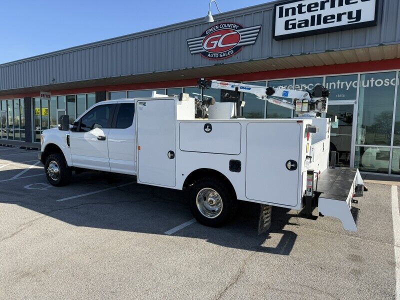 2018 Ford F-350 DRW 4x4 Utility w/ 3203 Auto Crane XL Collinsville OK