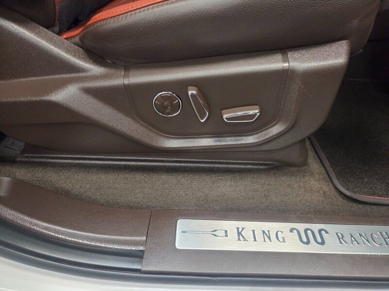 2018 Ford F-350 King Ranch Ultimate Long Bed 6.7L Diesel Sunroof Camper Shell FREE WARRANTY Arlington TX