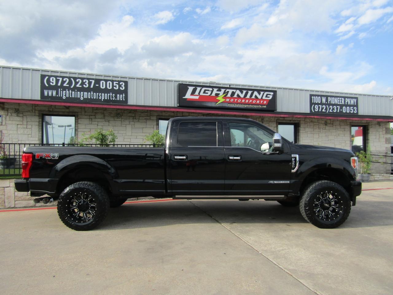 2018 Ford F-350 Platinum 4WD Crew Cab 8 Box Grand Prairie TX
