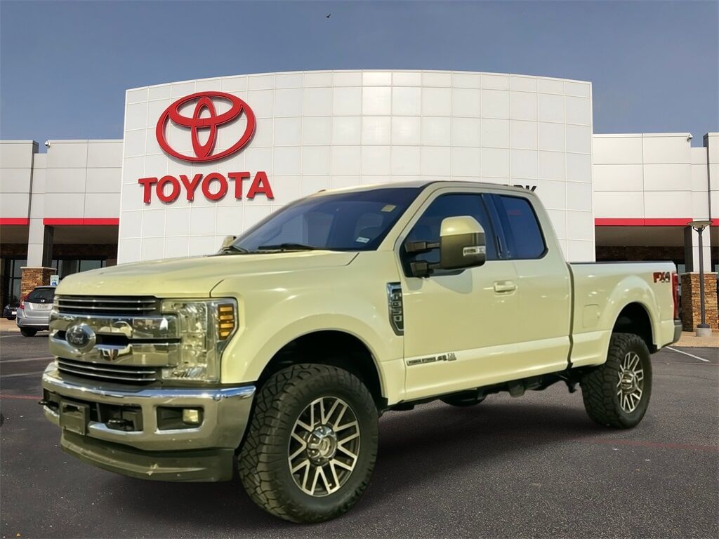 2018 Ford F-350SD Lariat