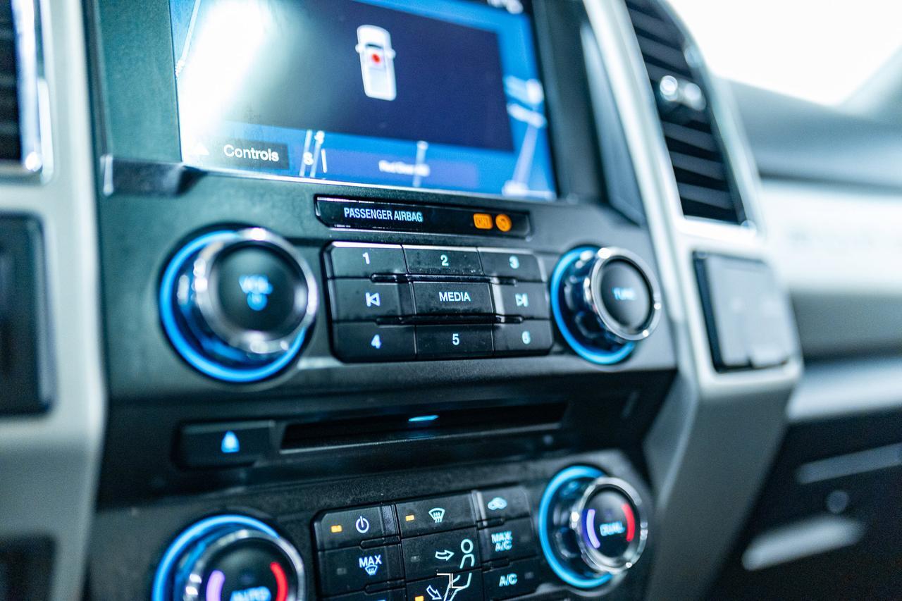 2018 Ford F-450 4x4 Crew Cab Lariat Dually Diesel Leather Roof Nav Red Deer AB