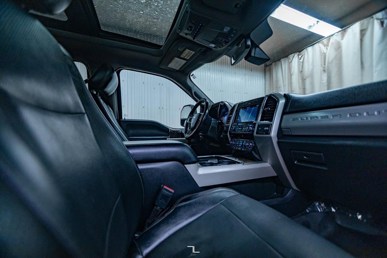 2018 Ford F-450 4x4 Crew Cab Lariat Dually Diesel Leather Roof Nav Red Deer AB