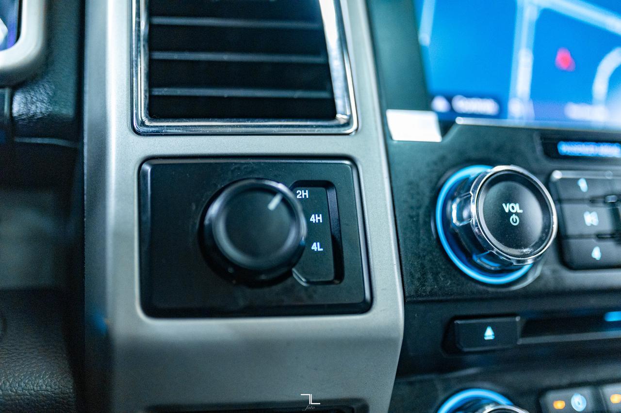 2018 Ford F-450 4x4 Crew Cab Lariat Dually Diesel Leather Roof Nav Red Deer AB