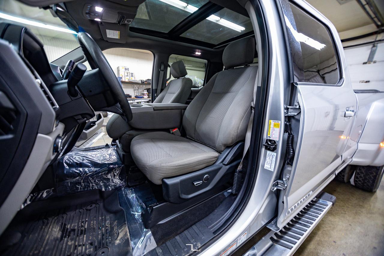 2018 Ford F-450 4x4 Crew Cab XLT FX4 Dually Diesel Nav BCam Red Deer AB