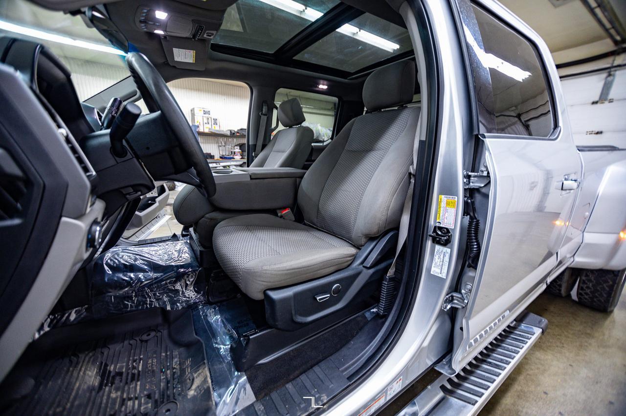 2018 Ford F-450 4x4 Crew Cab XLT FX4 Dually Diesel Nav BCam Red Deer AB