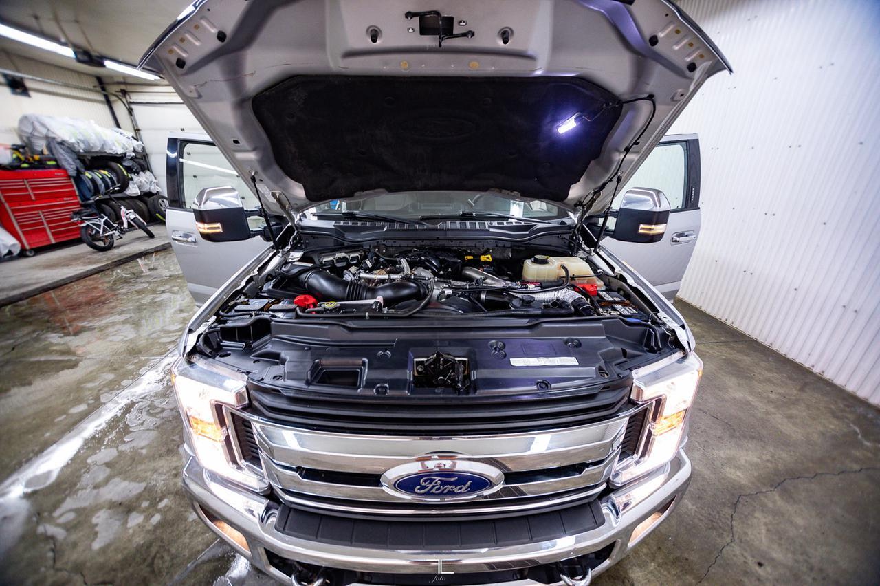 2018 Ford F-450 4x4 Crew Cab XLT FX4 Dually Diesel Nav BCam Red Deer AB