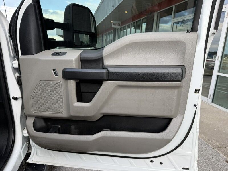 2018 Ford F-450 V10 Utility w/ Lift Gate XL Collinsville OK