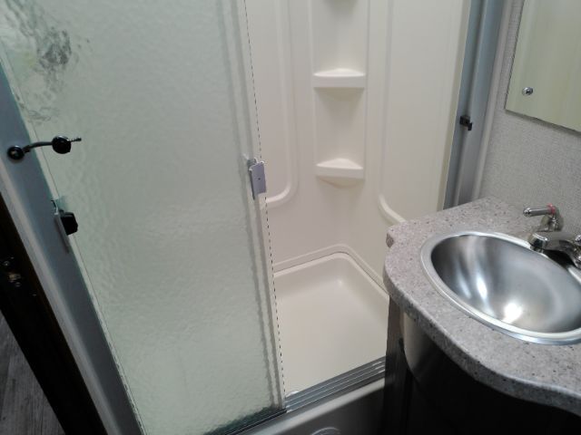 2018 Ford F-53 Motorhome Chassis 29DS Plano TX