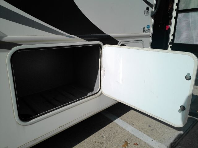 2018 Ford F-53 Motorhome Chassis 29DS Plano TX