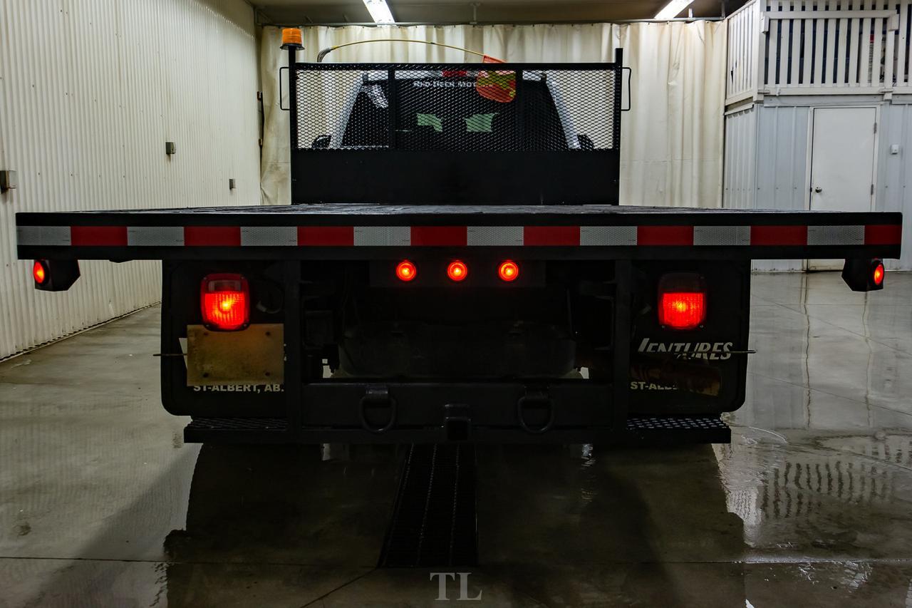 2018 Ford F-550 4x4 Crew Cab XLT Deck Diesel Red Deer AB