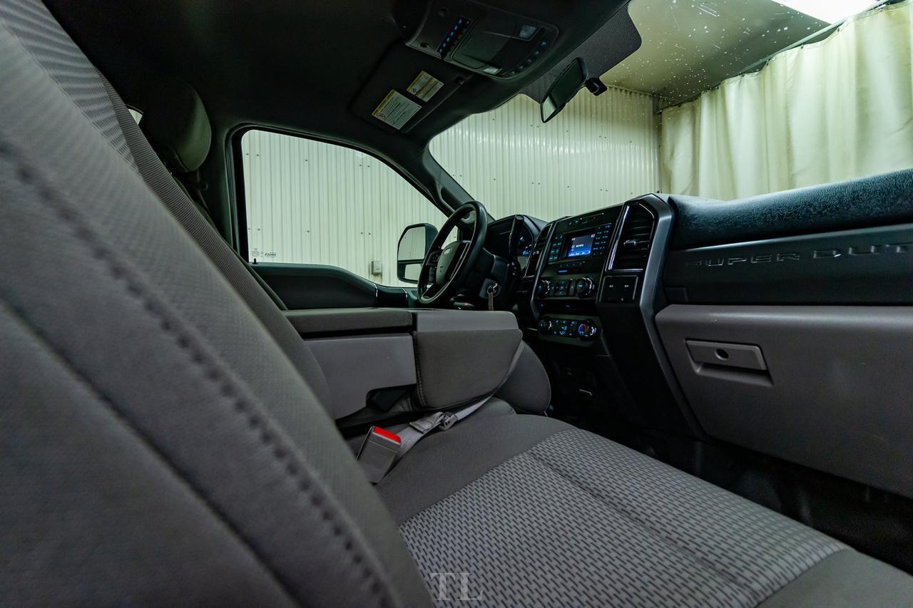 2018 Ford F-550 4x4 Crew Cab XLT Deck Diesel Red Deer AB