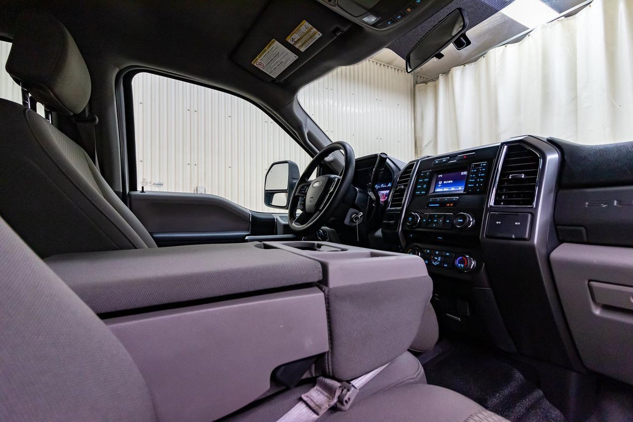 2018 Ford F-550 4x4 Crew Cab XLT Deck Diesel Red Deer AB