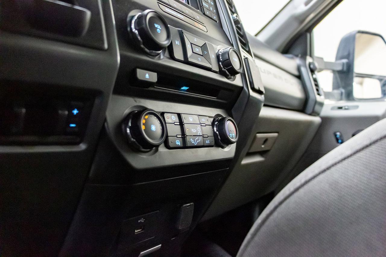 2018 Ford F-550 4x4 Crew Cab XLT Deck Diesel Red Deer AB