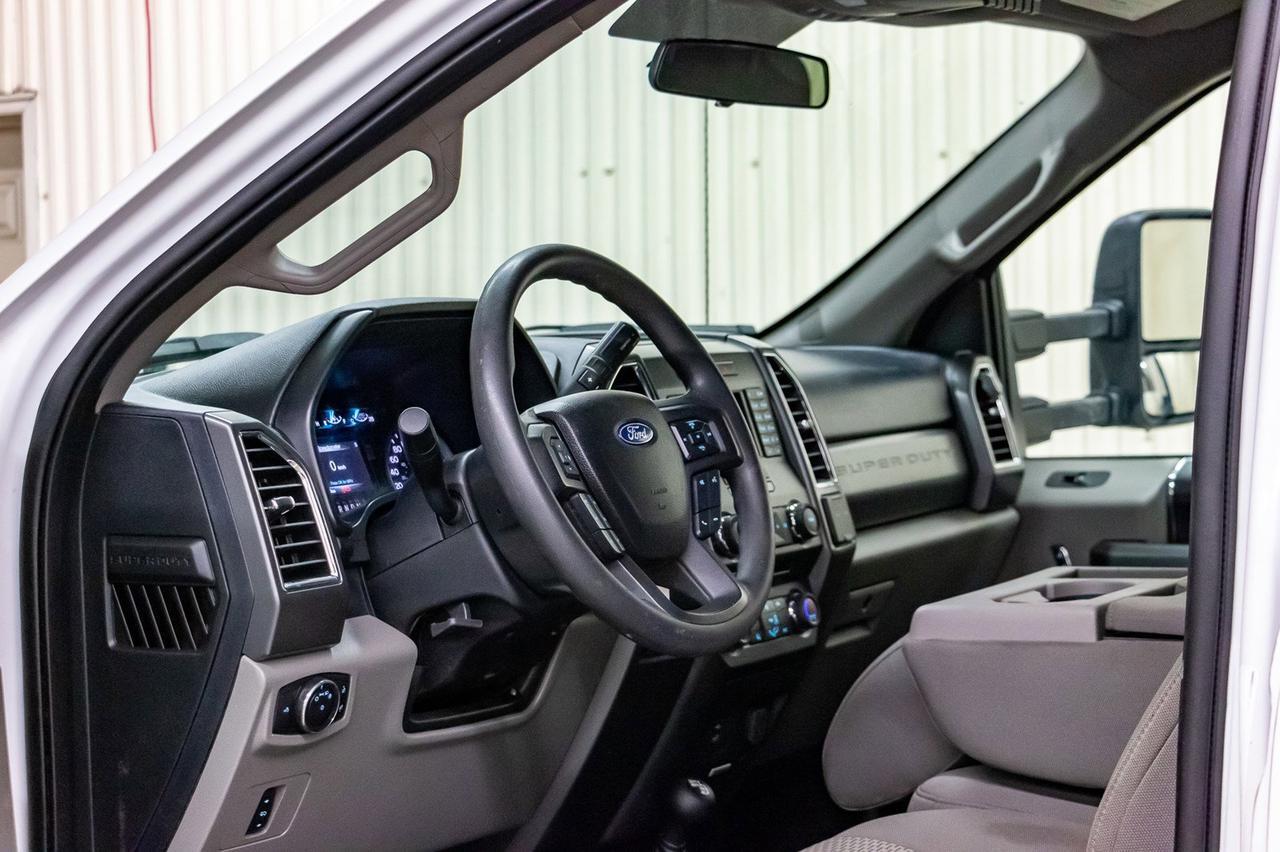 2018 Ford F-550 4x4 Crew Cab XLT Deck Diesel Red Deer AB